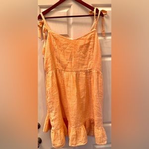 XXL Old Navy short tie strap orange/white checkered dress.